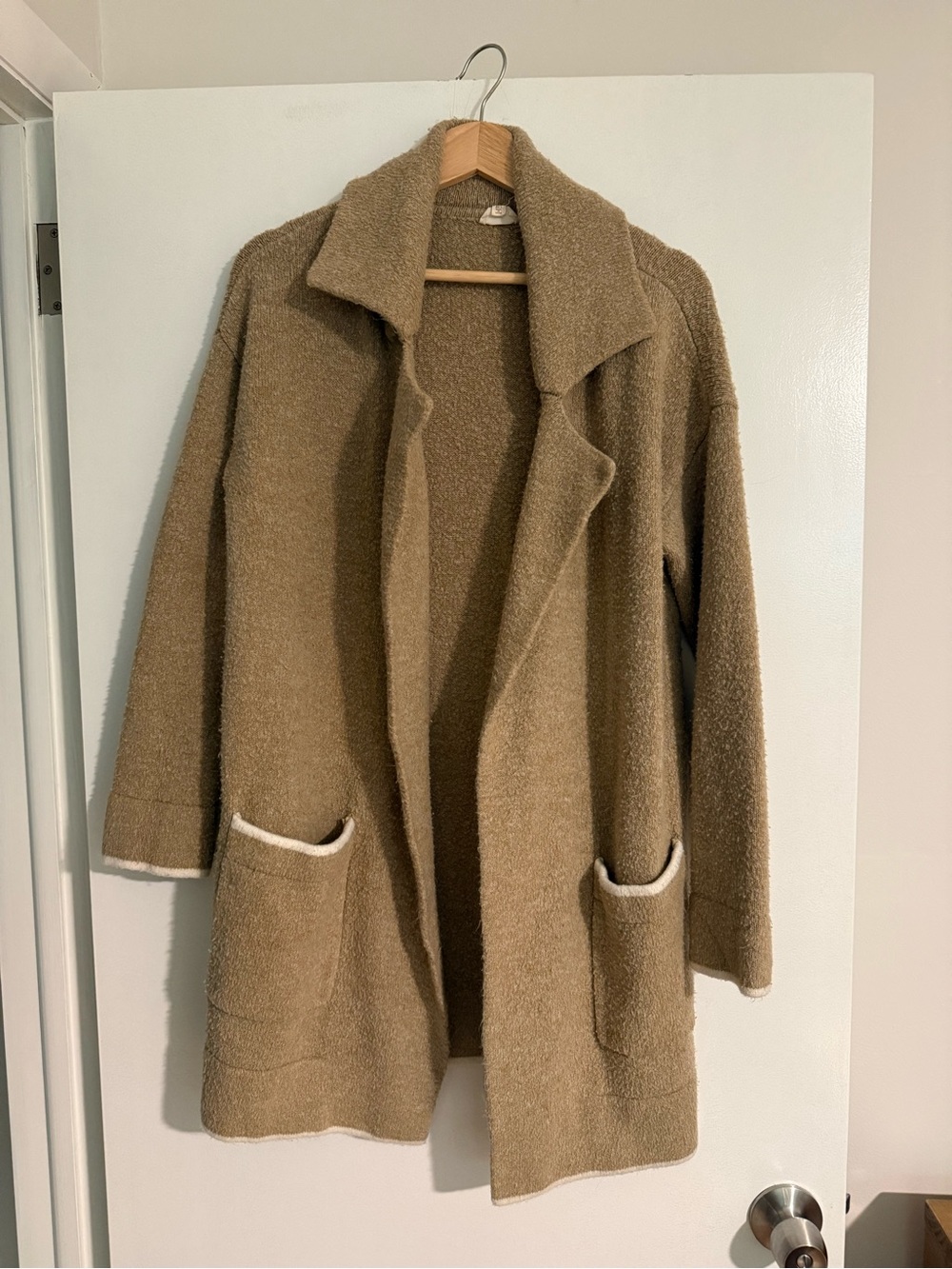 Womens Tan Open-Front Bouclé Coatigan